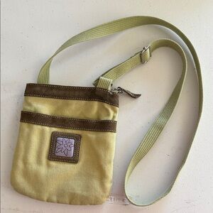 Sherpani Olive and Brown Patterned Bag-clover
Crossbody